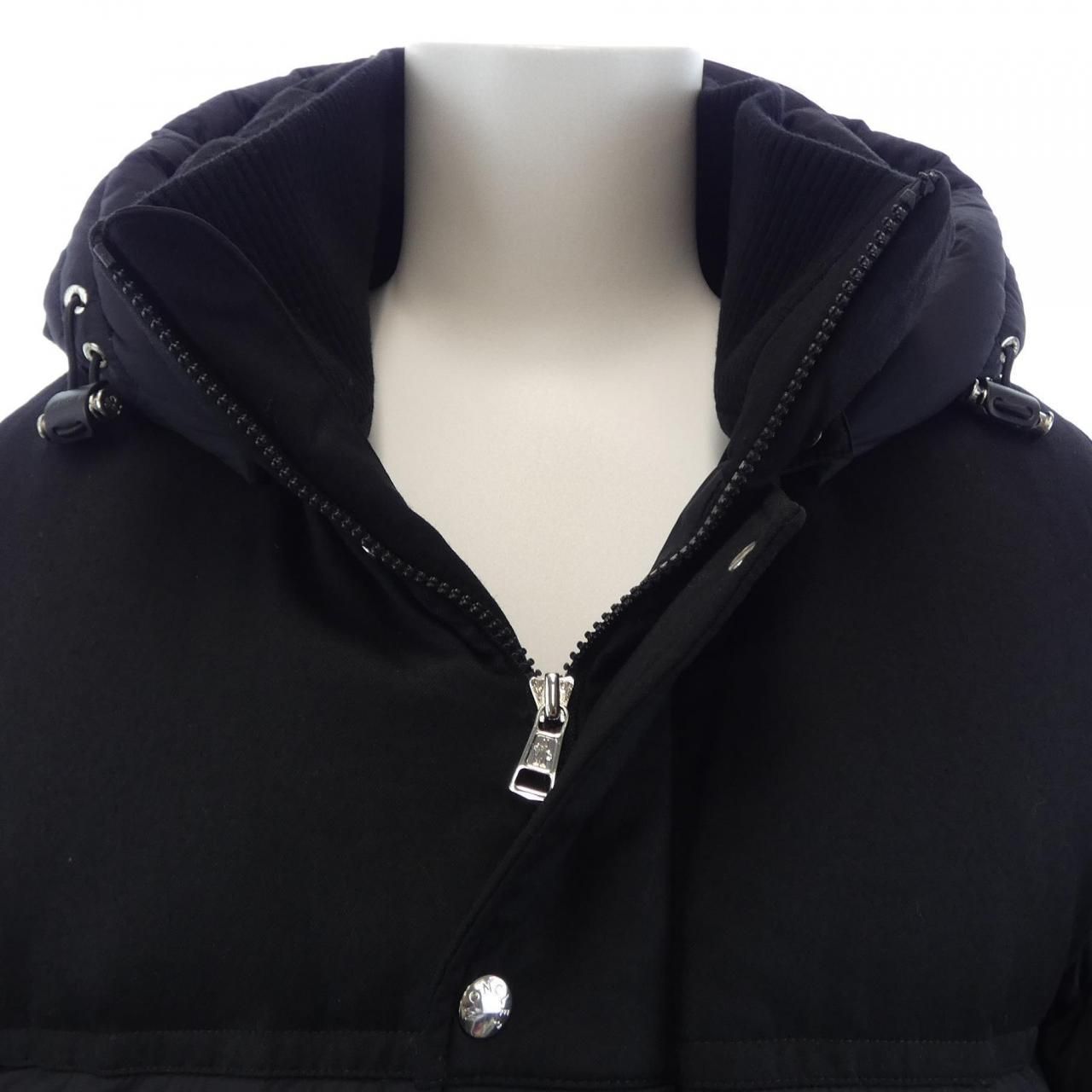 Moncler Mussala Down Jacket — view 7