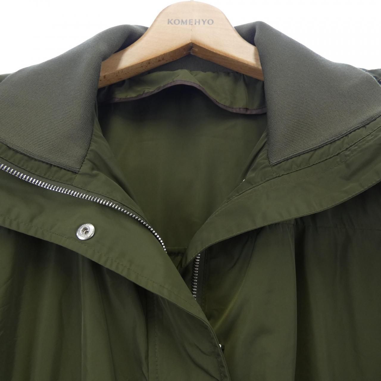 Moncler Disthelon Coat Green — view 5