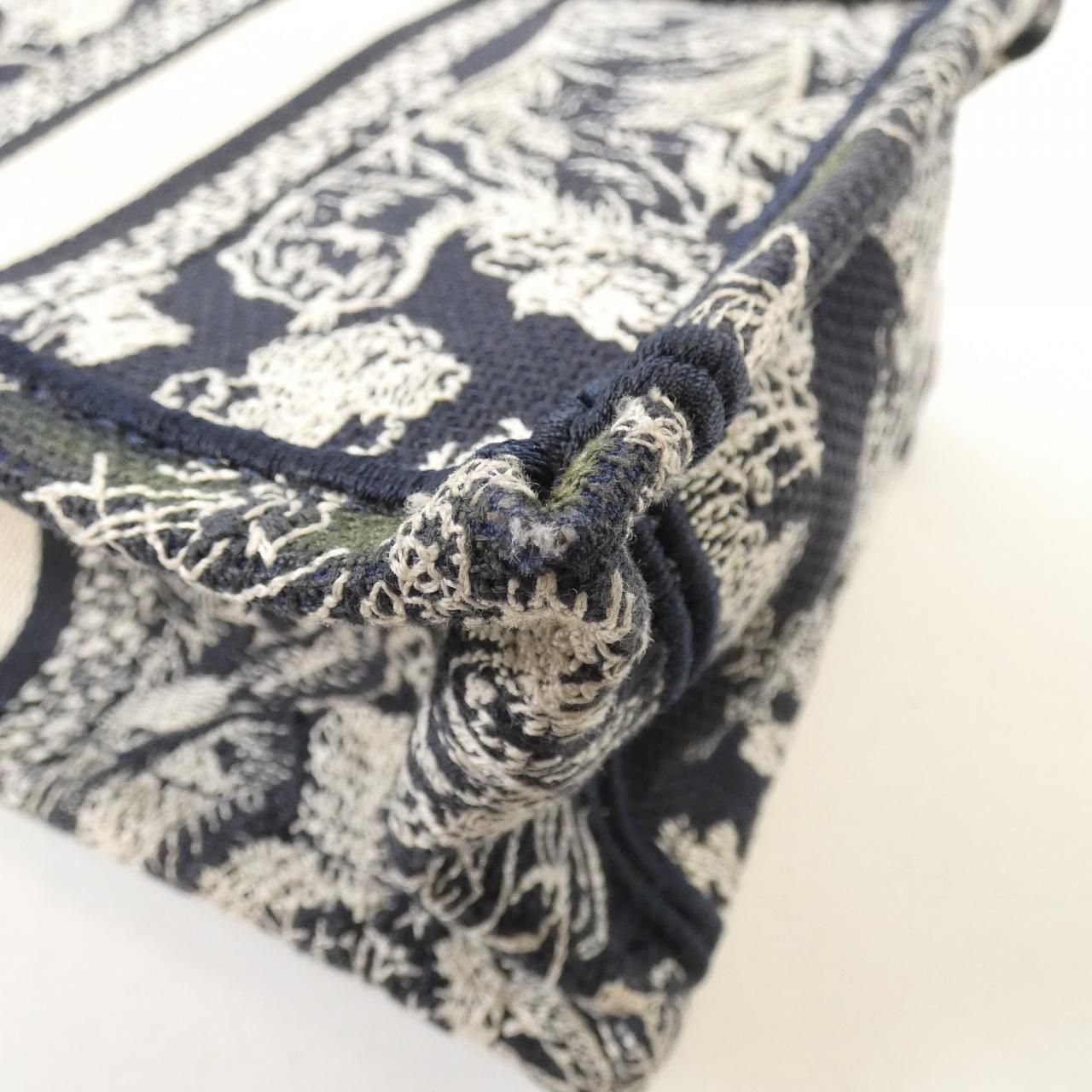 Dior Reverse Toile de Jouy Book Tote Mini Vertical — view 3