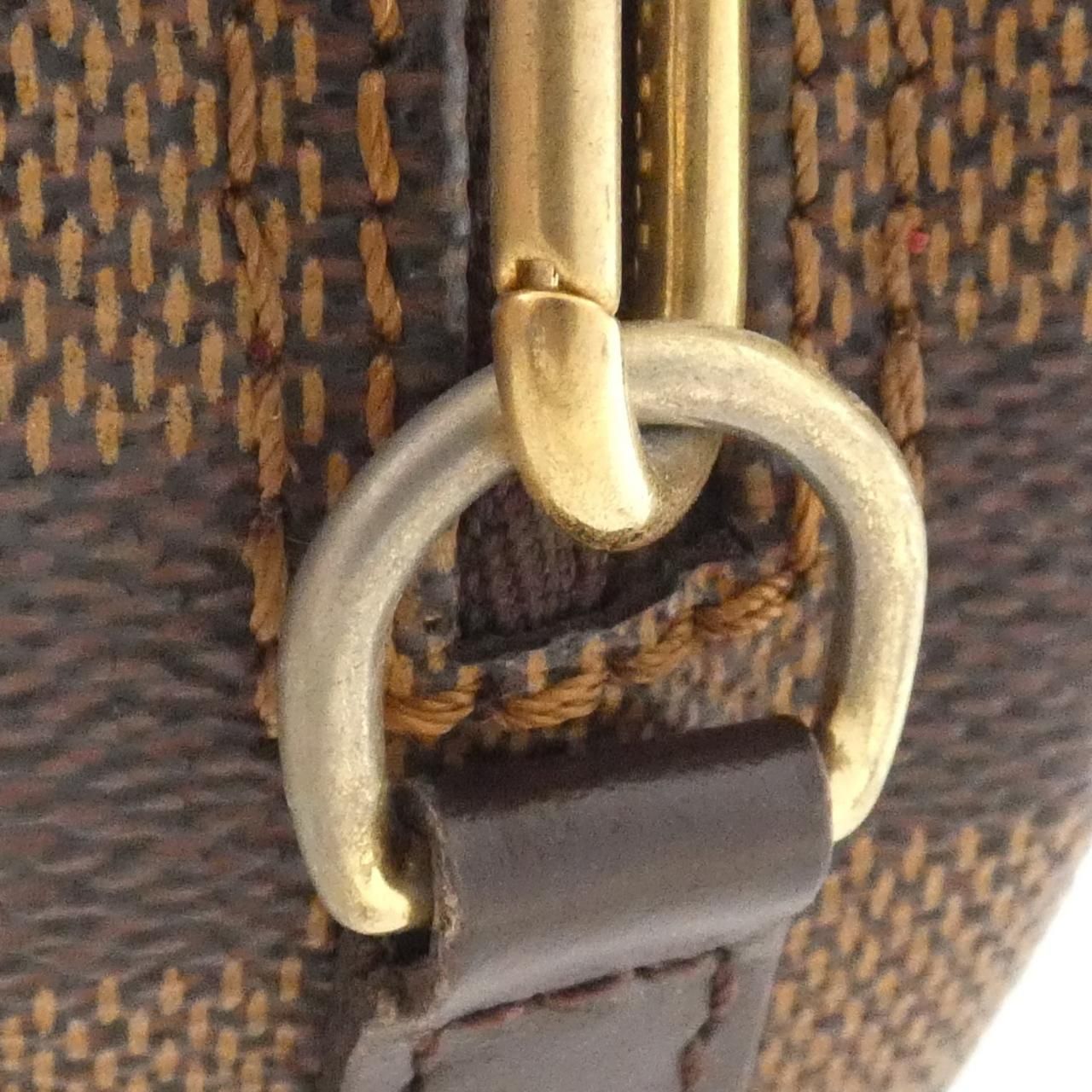 Louis Vuitton Damier Pochette Ipanema Shoulder Bag — view 6