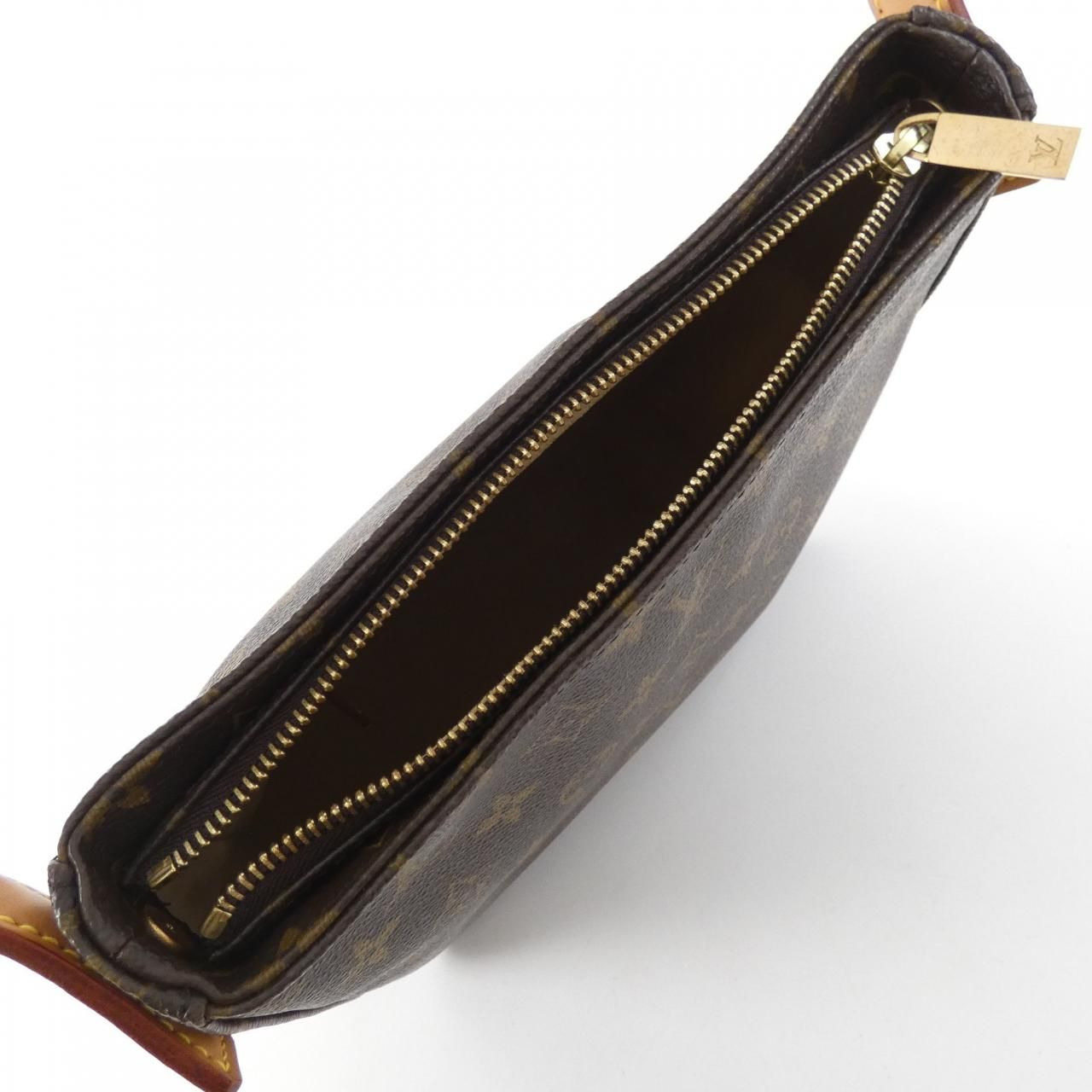Louis Vuitton Monogram Looping MM Shoulder Bag — view 6