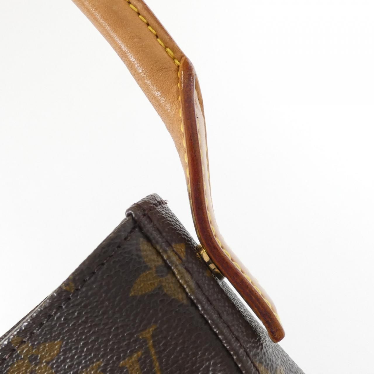 Louis Vuitton Monogram Looping GM Shoulder Bag — view 5