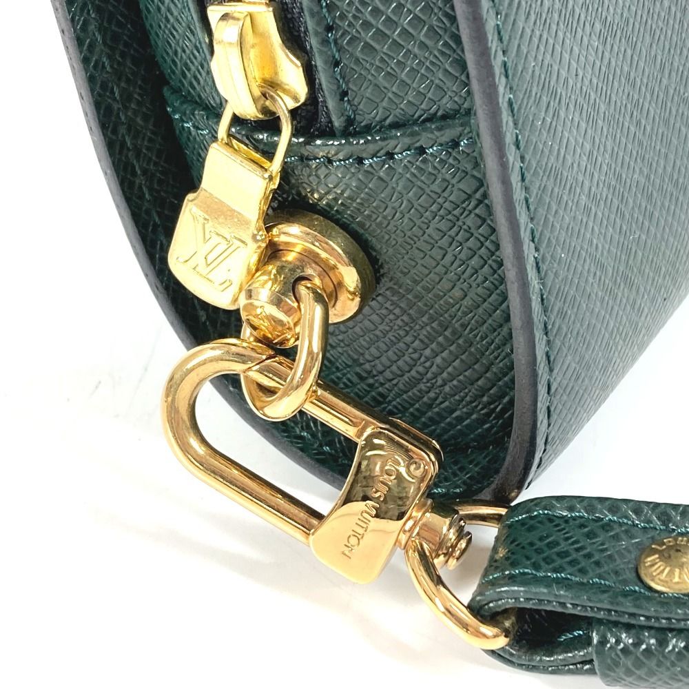 Louis Vuitton Second Bag Baikal Taiga Leather Epi Sea Khaki — view 2