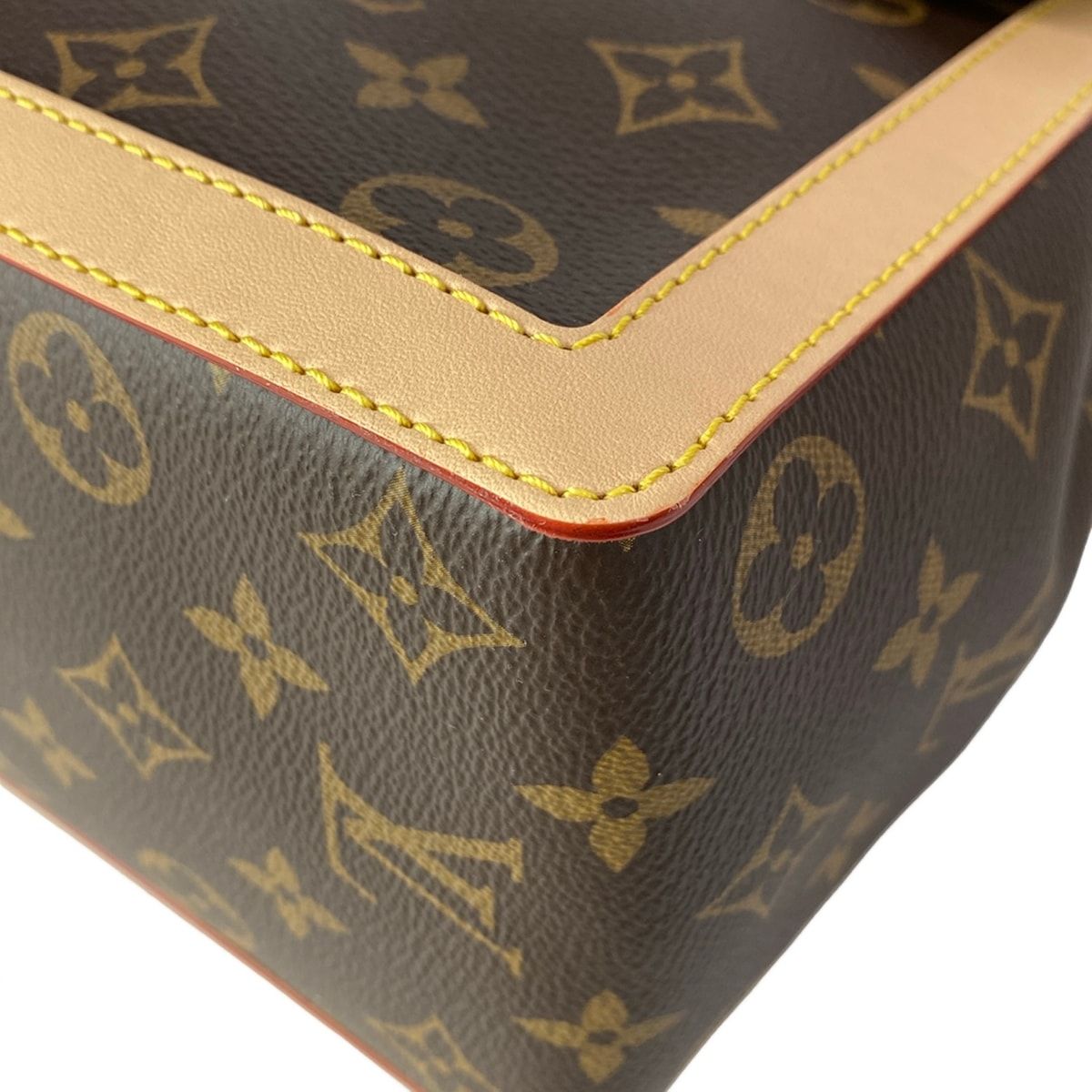 Louis Vuitton Shoulder Bag Monogram Dauphine Soft GM — view 7