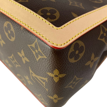 Louis Vuitton Shoulder Bag Monogram Dauphine Soft GM — view 9