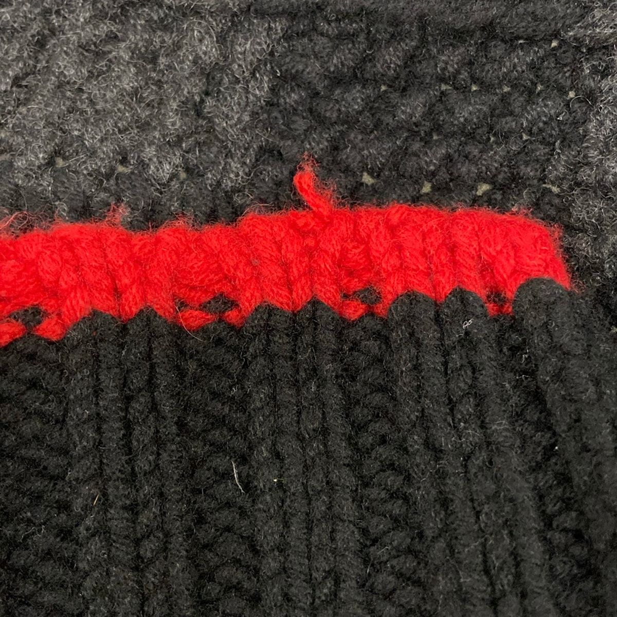 Louis Vuitton Scarf Echarpe Helsinki Black Alps Patch Cashmere — view 3