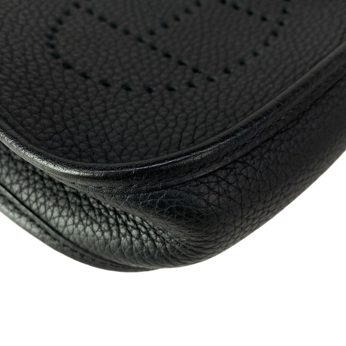 Hermes Shoulder Bag Evelyne TPM Amazon Black Silver — view 7