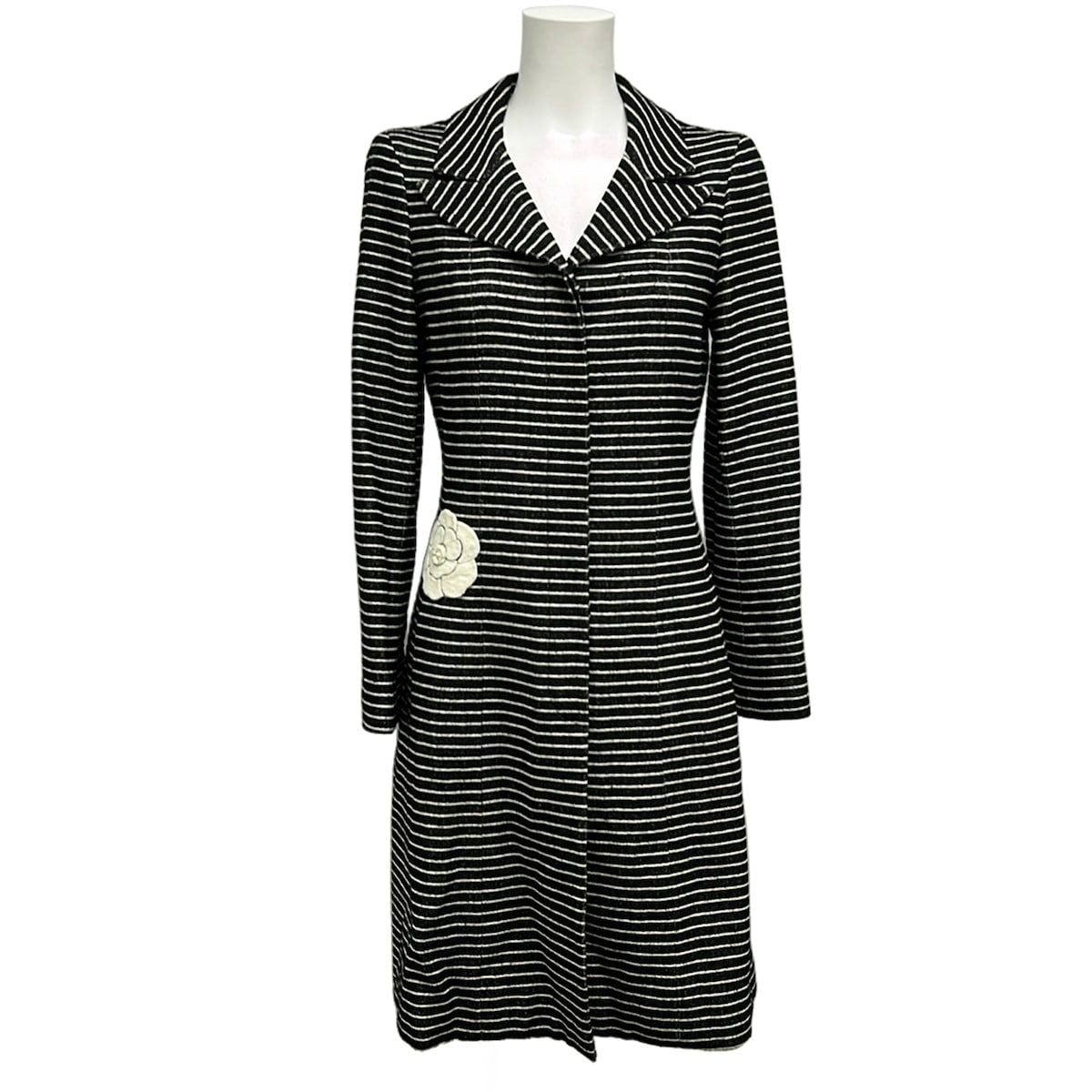 Chanel Coat 36 S Black White Long Sleeve Border Camellia Autumn Cotton Wool