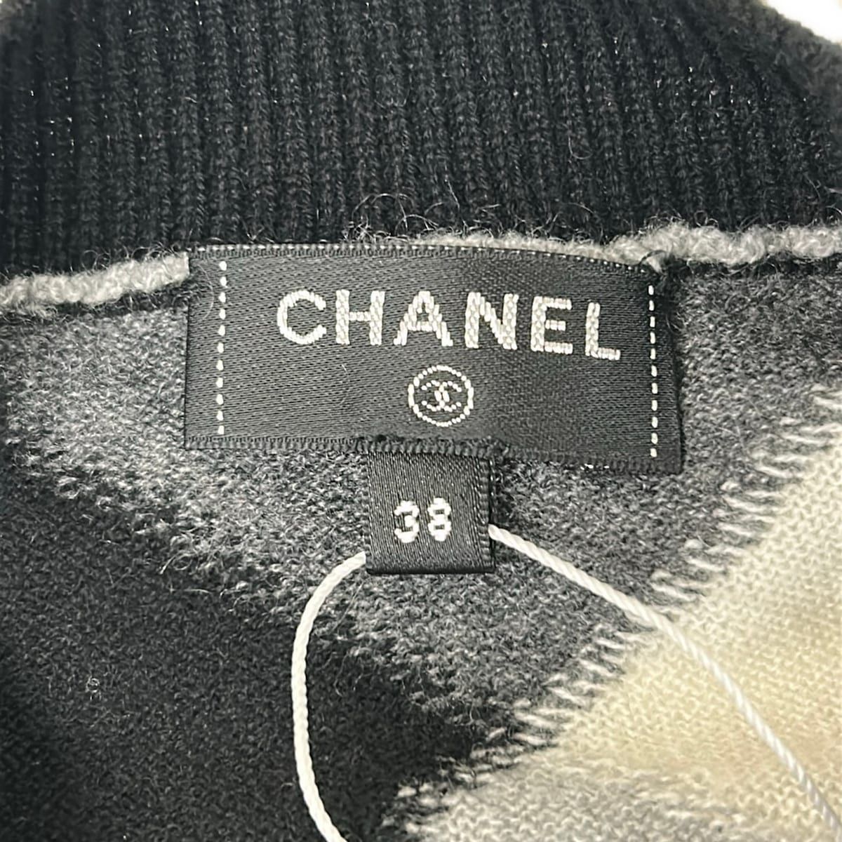 Chanel Long Sleeve Sweater 38 M Black Gray White Cashmere CC Logo — view 3