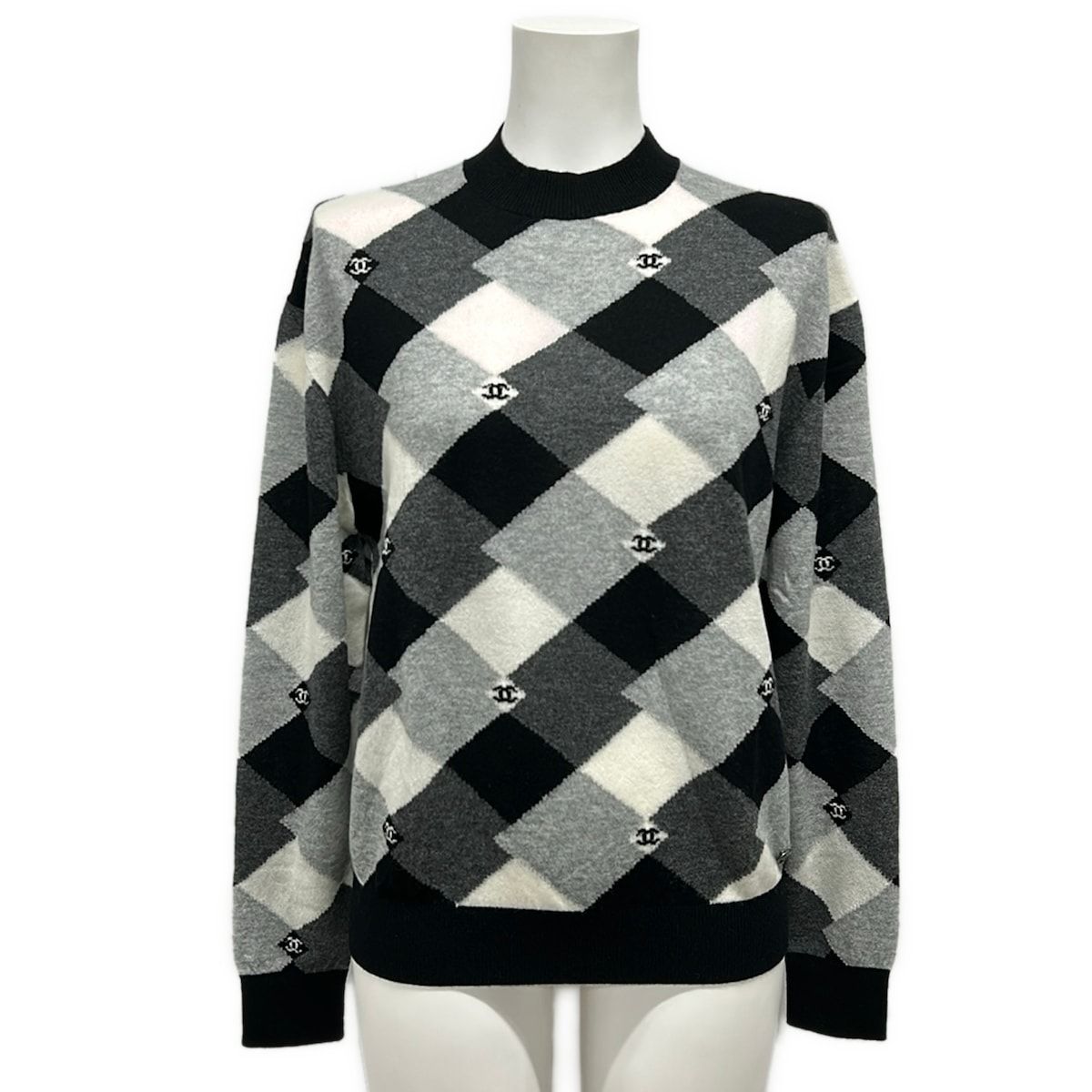 Chanel Long Sleeve Sweater 38 M Black Gray White Cashmere CC Logo