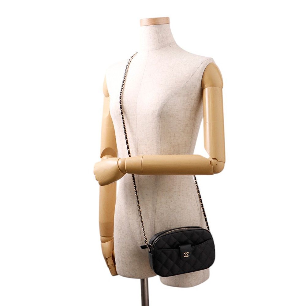 Chanel Chain Shoulder Bag Quilted CC Logo Caviar Leather Black — view 4