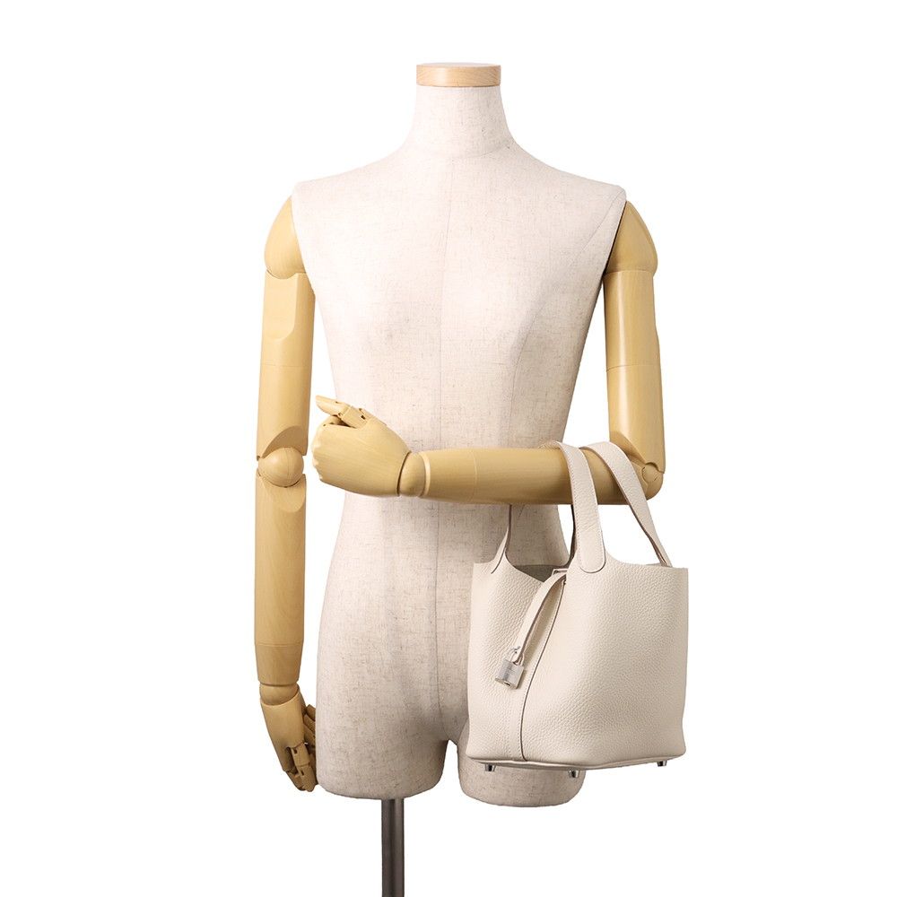 Hermes Handbag Picotin Lock PM Cles Silver Taurillon Clemence — view 4