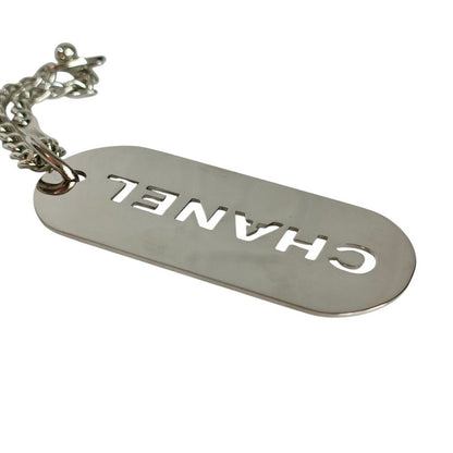 Chanel Logo Plate Dog Tag Key Holder Silver — view 2