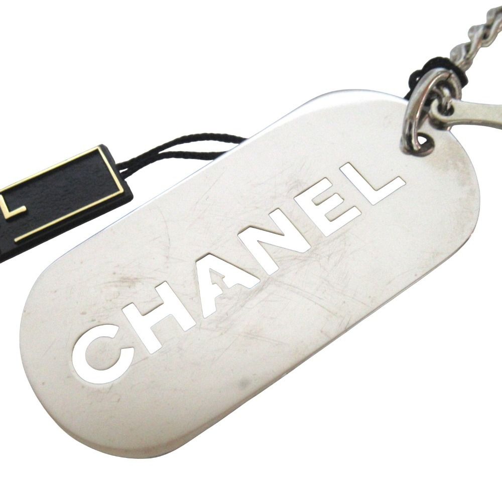 Chanel Dog Tag Logo Key Holder Bag Charm Silver — view 2