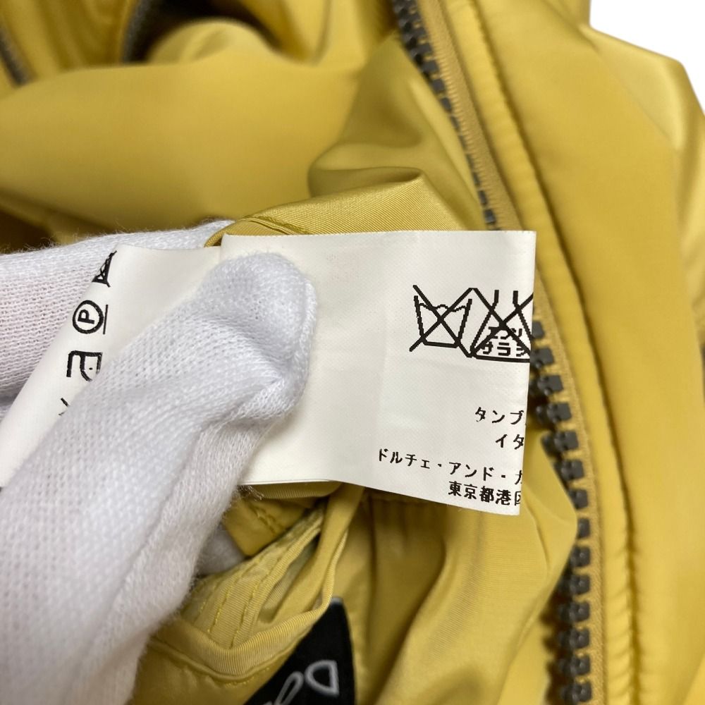 Dolce & Gabbana Padded Jacket 48 Yellow — view 9