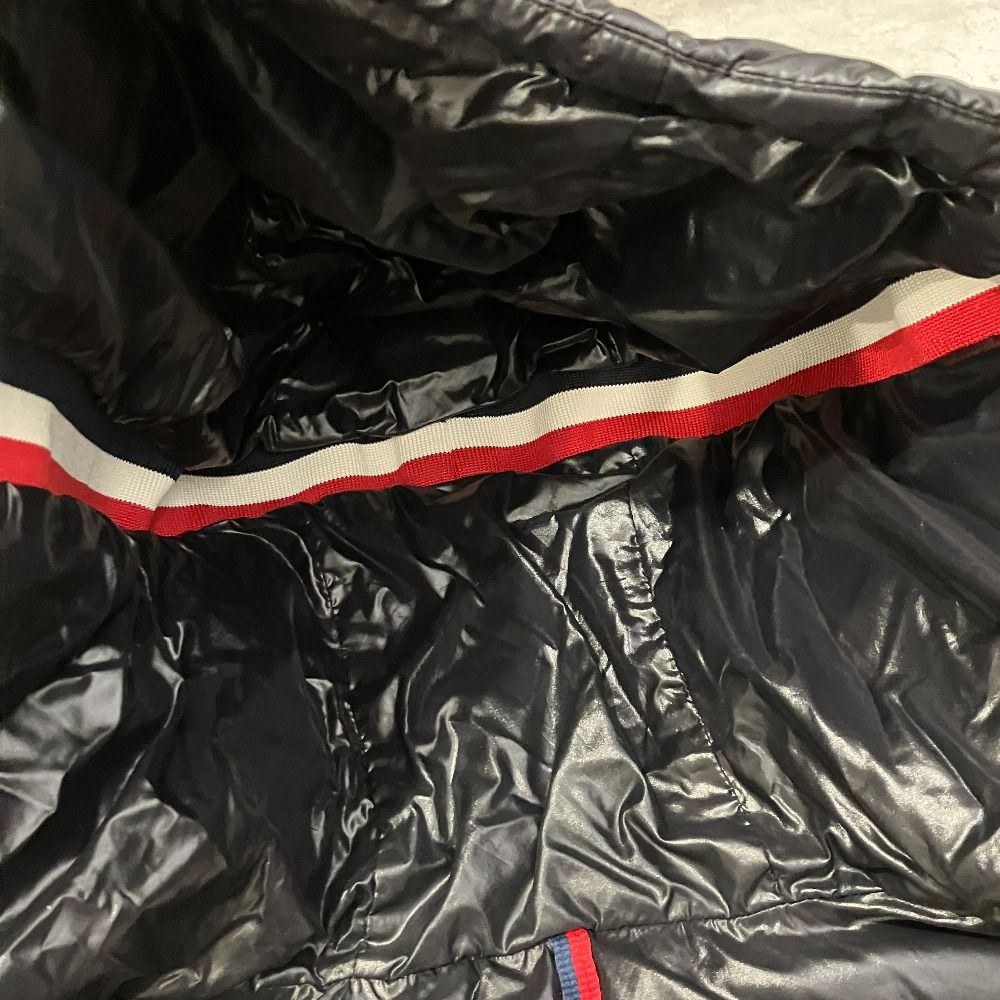 Moncler Lanoux Gilet Hooded Down Jacket Vest 2 Black — view 4