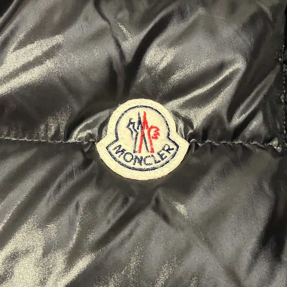 Moncler Lanoux Gilet Hooded Down Jacket Vest 2 Black — view 7
