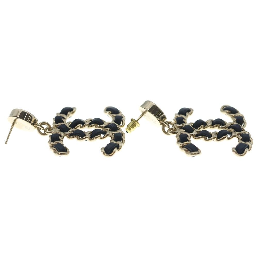 Chanel Earrings Chain CC Logo Black Gold Plate — view 4