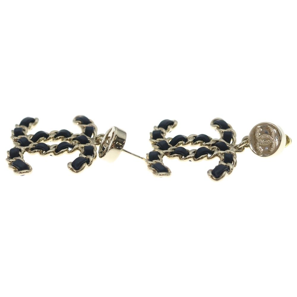 Chanel Earrings Chain CC Logo Black Gold Plate — view 3