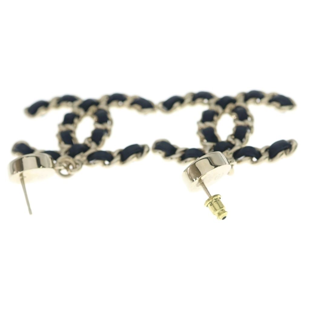 Chanel Earrings Chain CC Logo Black Gold Plate — view 2