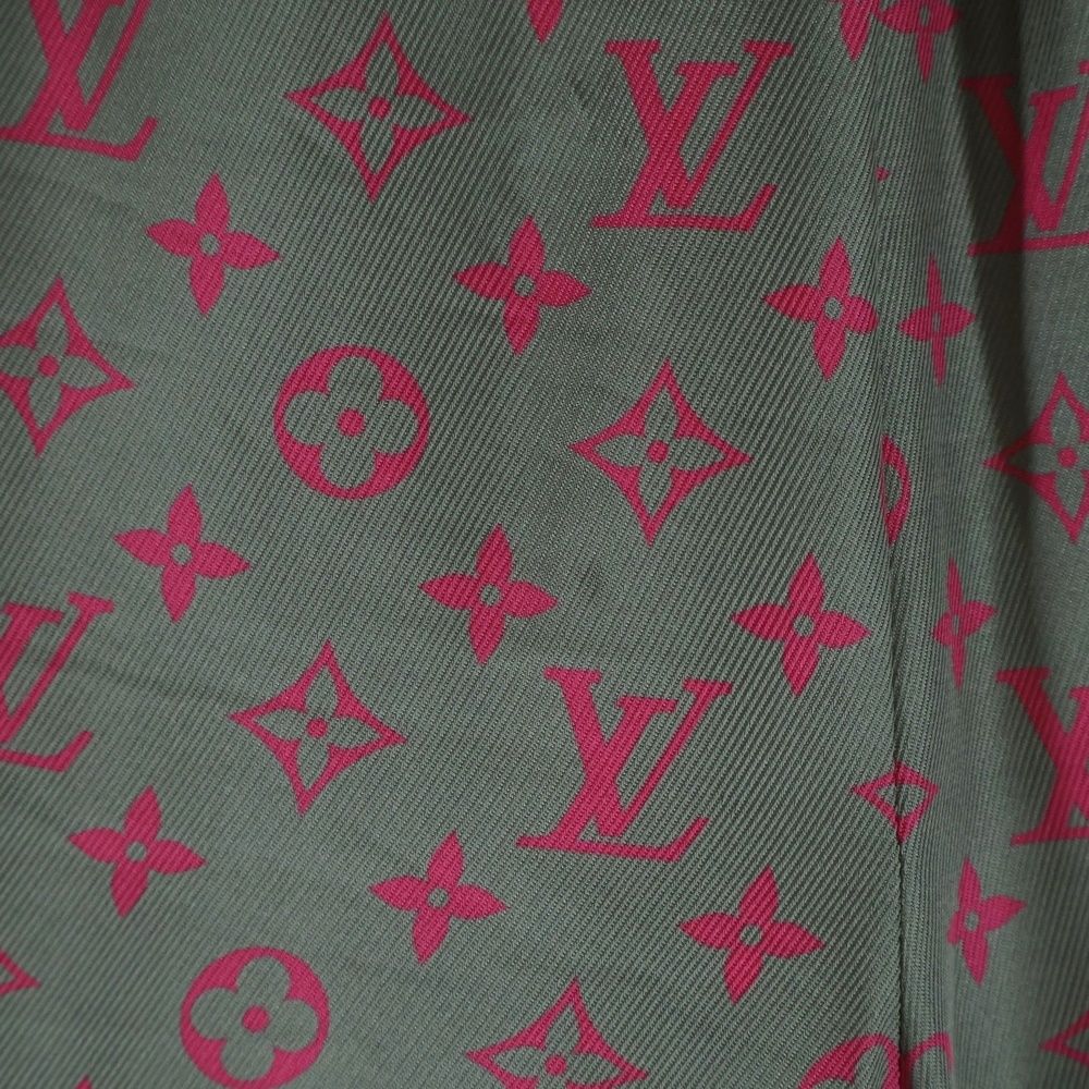Louis Vuitton Monogram Silk Pants Gray MM Upp — view 4