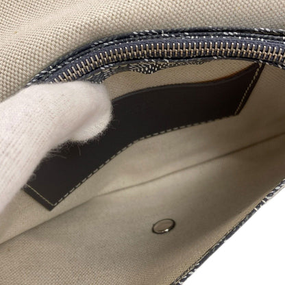 Goyard Plumet Pouch Wallet Shoulder Bag — view 5