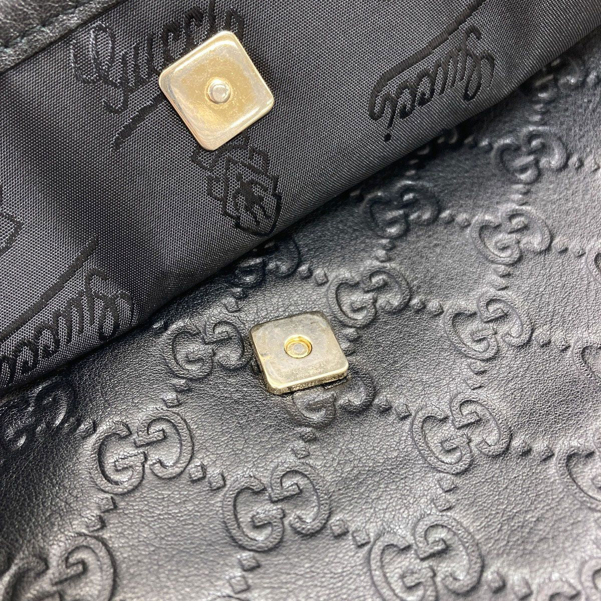 Gucci GG Signature Guccissima Shoulder Bag Calf — view 8