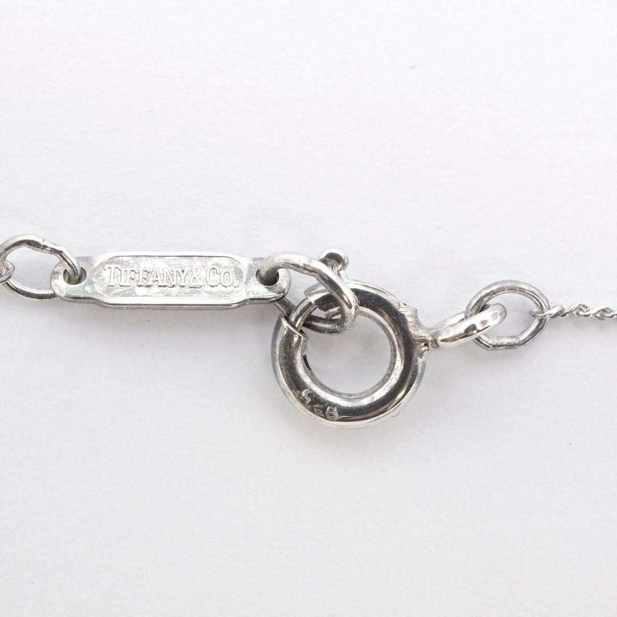 Tiffany & Co Necklace Heart Ribbon 18k Yellow Gold 925 Sterling Silver — view 4