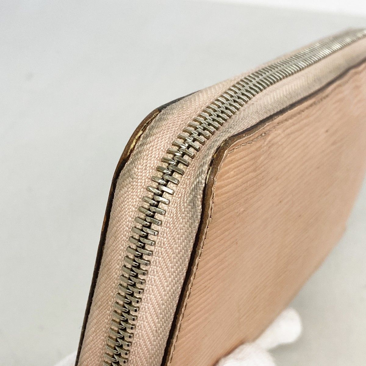 Louis Vuitton Wallet Epi Zippy Rosena Cles — view 6