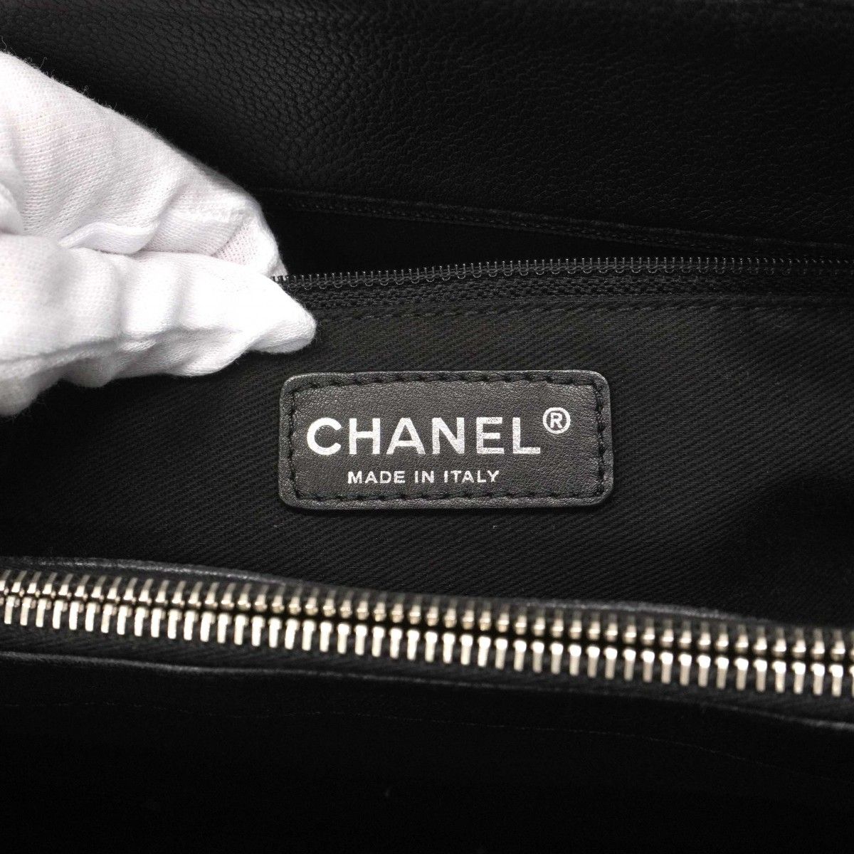 Chanel Chain Tote Quilted Caviar Leather Black Silver — view 5