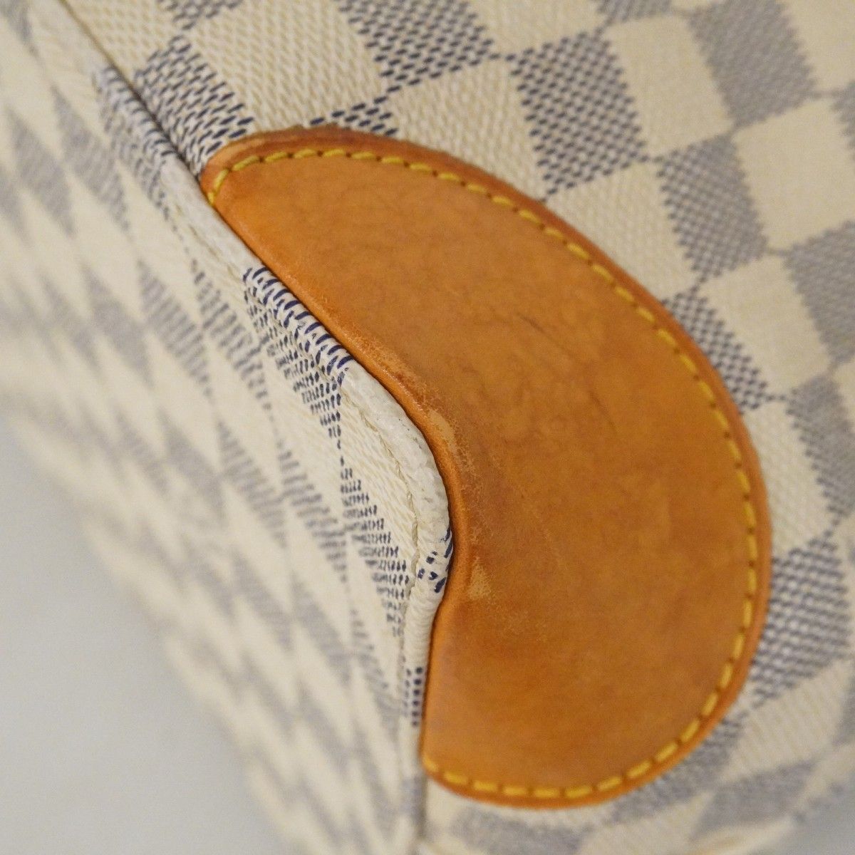 Louis Vuitton Tote Damier Azur Hampstead PM White — view 6