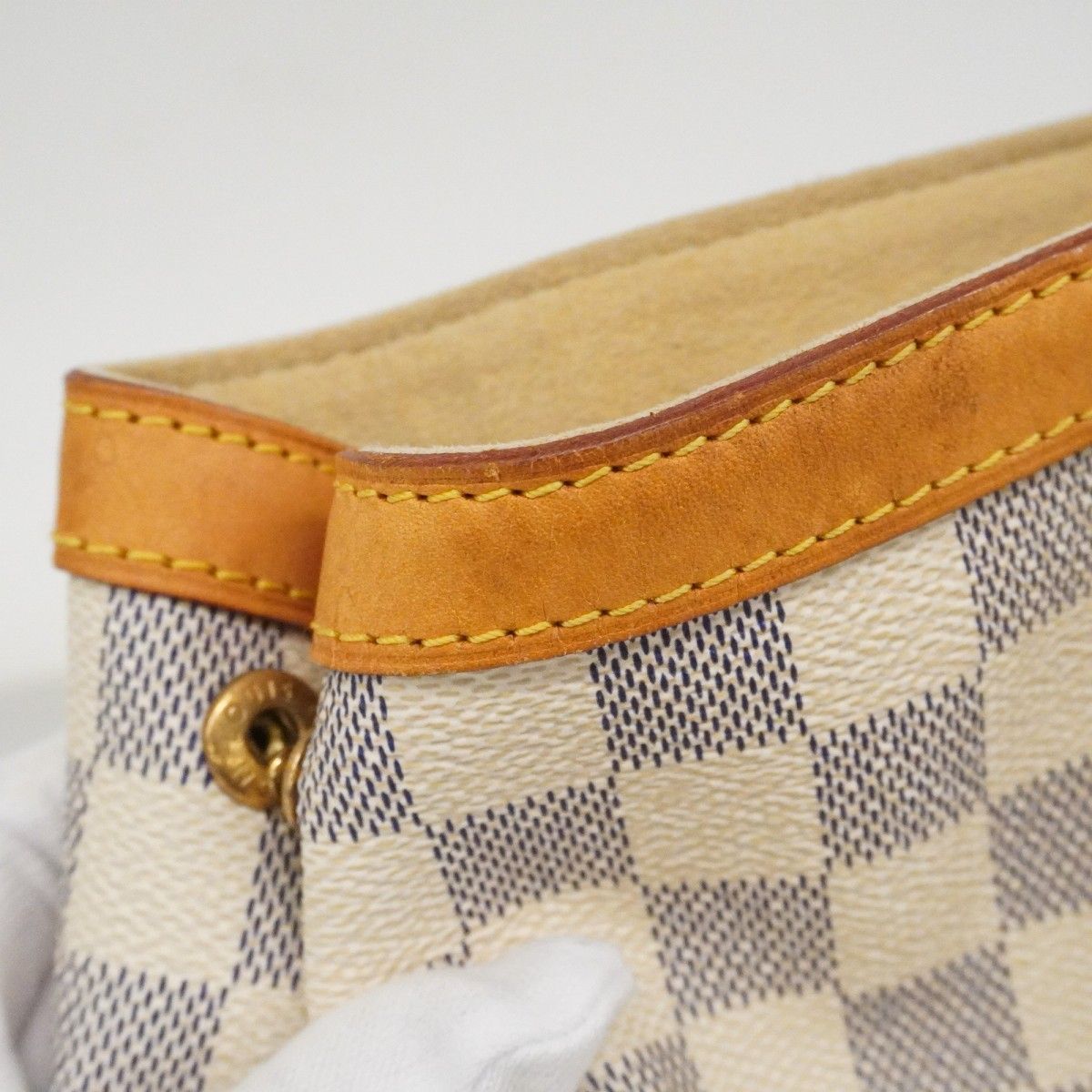 Louis Vuitton Tote Damier Azur Hampstead PM White — view 8