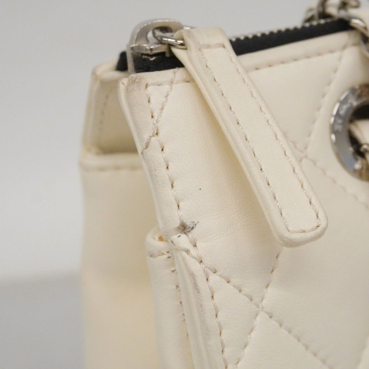 Chanel Shoulder Bag Quilted Lambskin White Black Silver — view 9