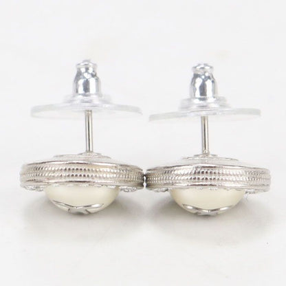 Chanel CC Logo Earrings Metal — view 2