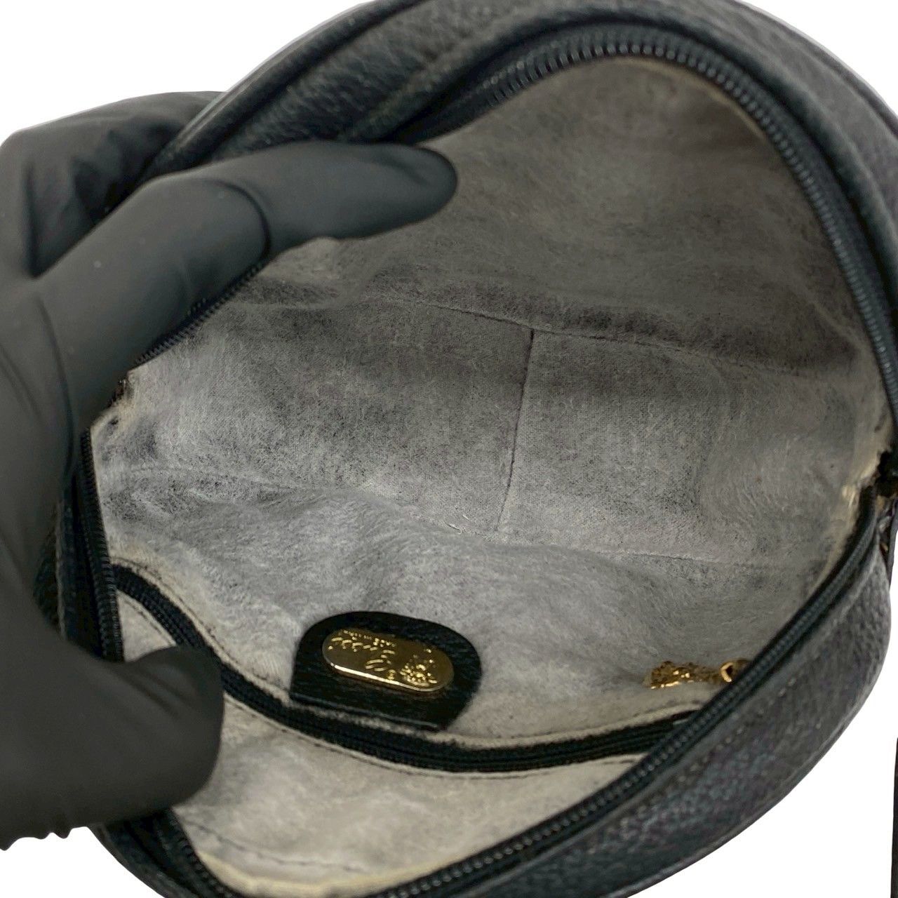Gucci Vintage GG Logo Leather Mini Shoulder Bag Pochette Black — view 9