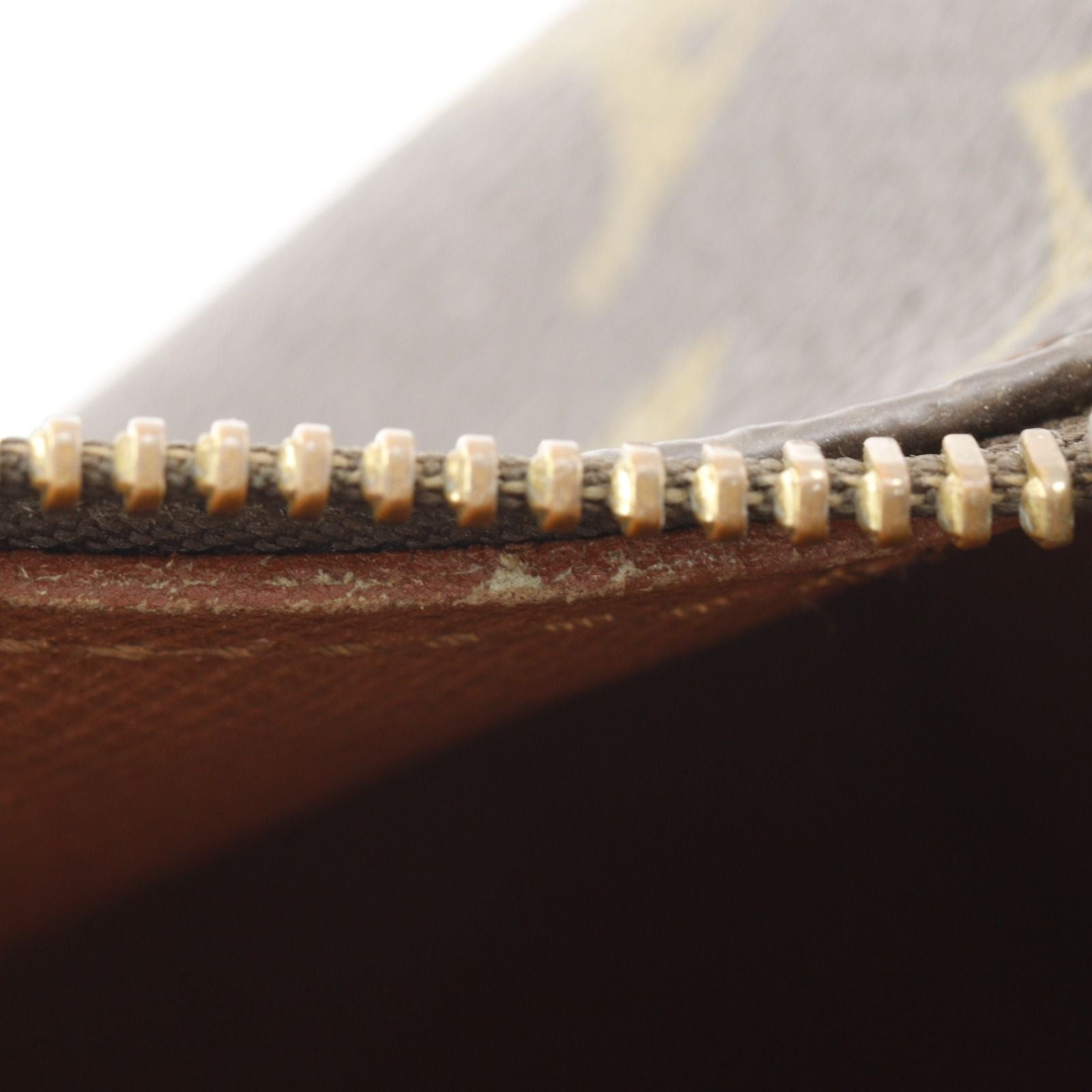 Louis Vuitton Papillon 26 Monogram Canvas Brown Handbag — view 8