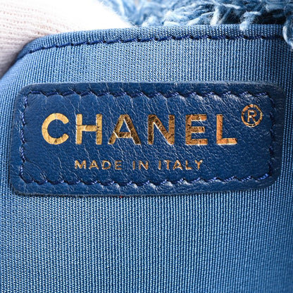 Chanel Shoulder Bag Small — view 6