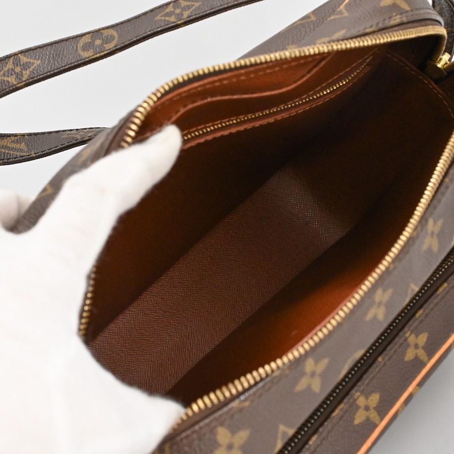 Louis Vuitton Shoulder Bag Nile — view 4
