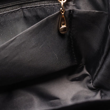 Hermes Handbag in the Loop 18 Black Leather — view 6