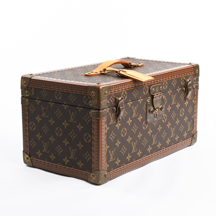 Louis Vuitton Case Boite Buteil Shoulder Bag — view 2