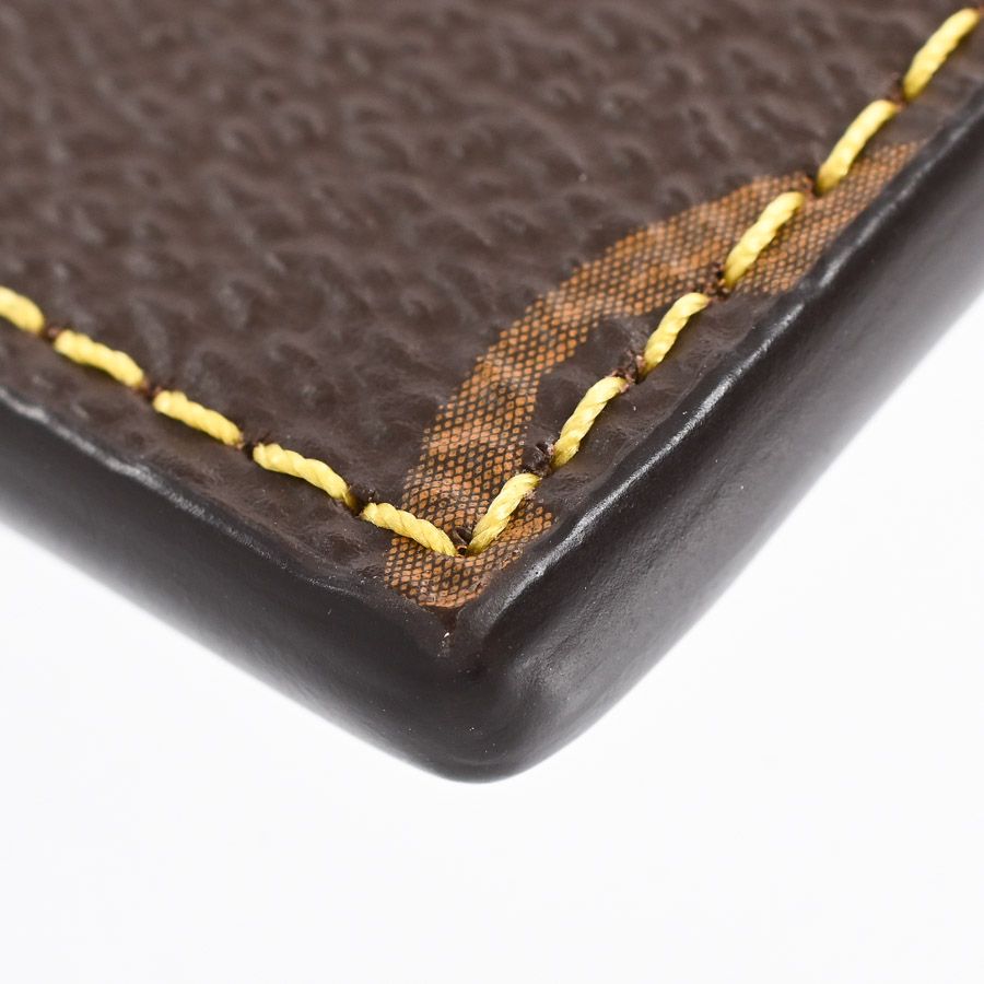 Louis Vuitton Key Holder LV Chocolate Bar — view 5