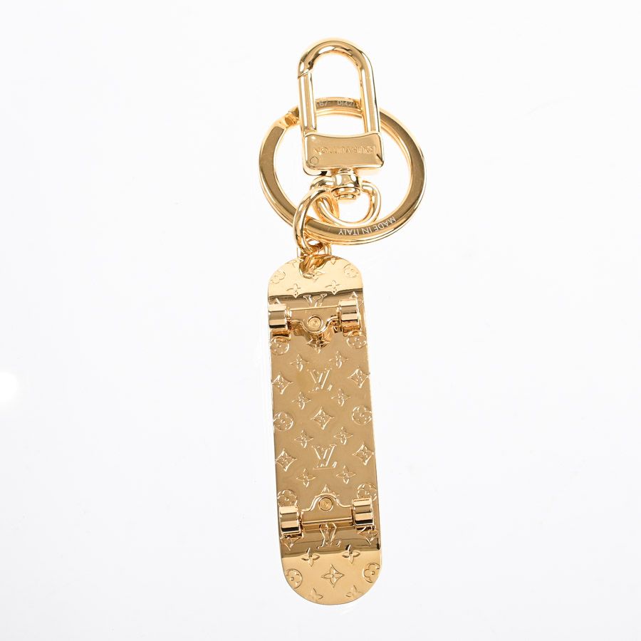 Louis Vuitton Key Holder LV Skateboard — view 3