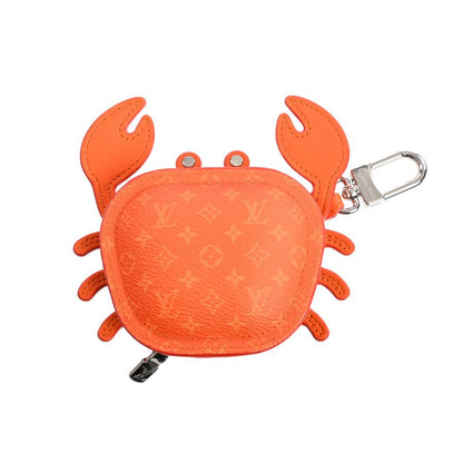 Louis Vuitton Charm LV Club Keychain