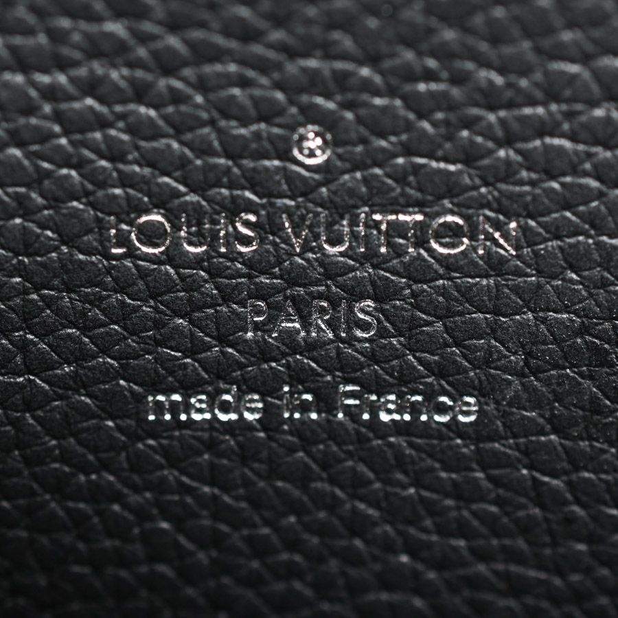 Louis Vuitton Handbag Bella Tote — view 6
