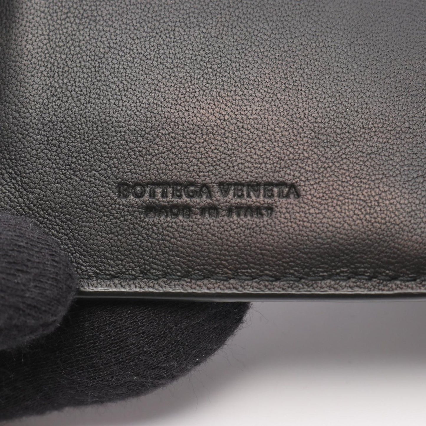 Bottega Veneta Bifold Wallet Intrecciato Black Leather — view 5