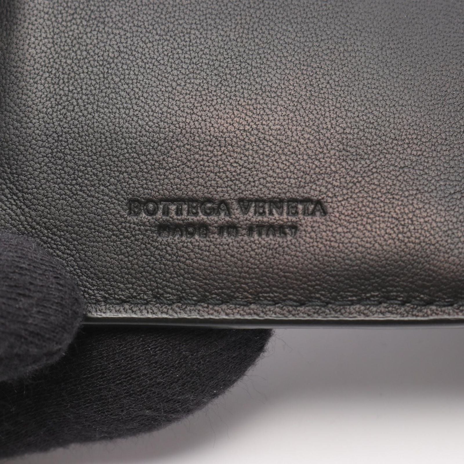 Bottega Veneta Bifold Wallet Intrecciato Black Leather — view 5