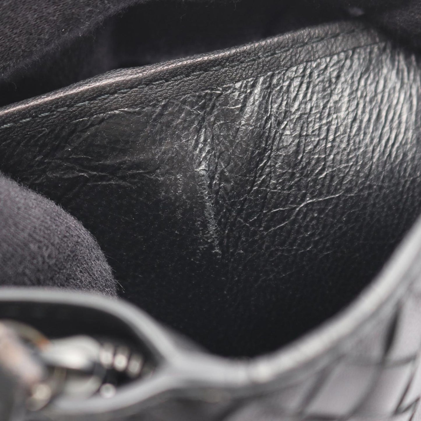 Bottega Veneta Bifold Wallet Intrecciato Black Leather — view 6