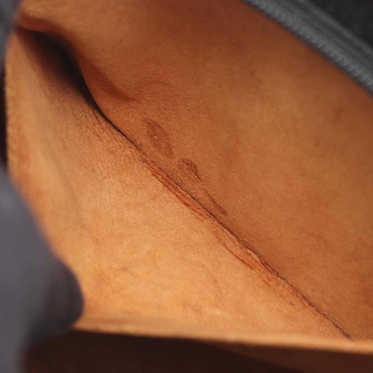 Loewe Shoulder Bag Black Leather — view 6