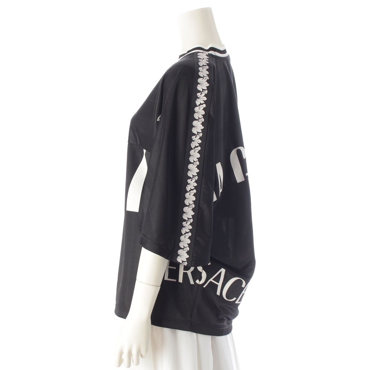 Versace Logo Contrast T-Shirt — view 3