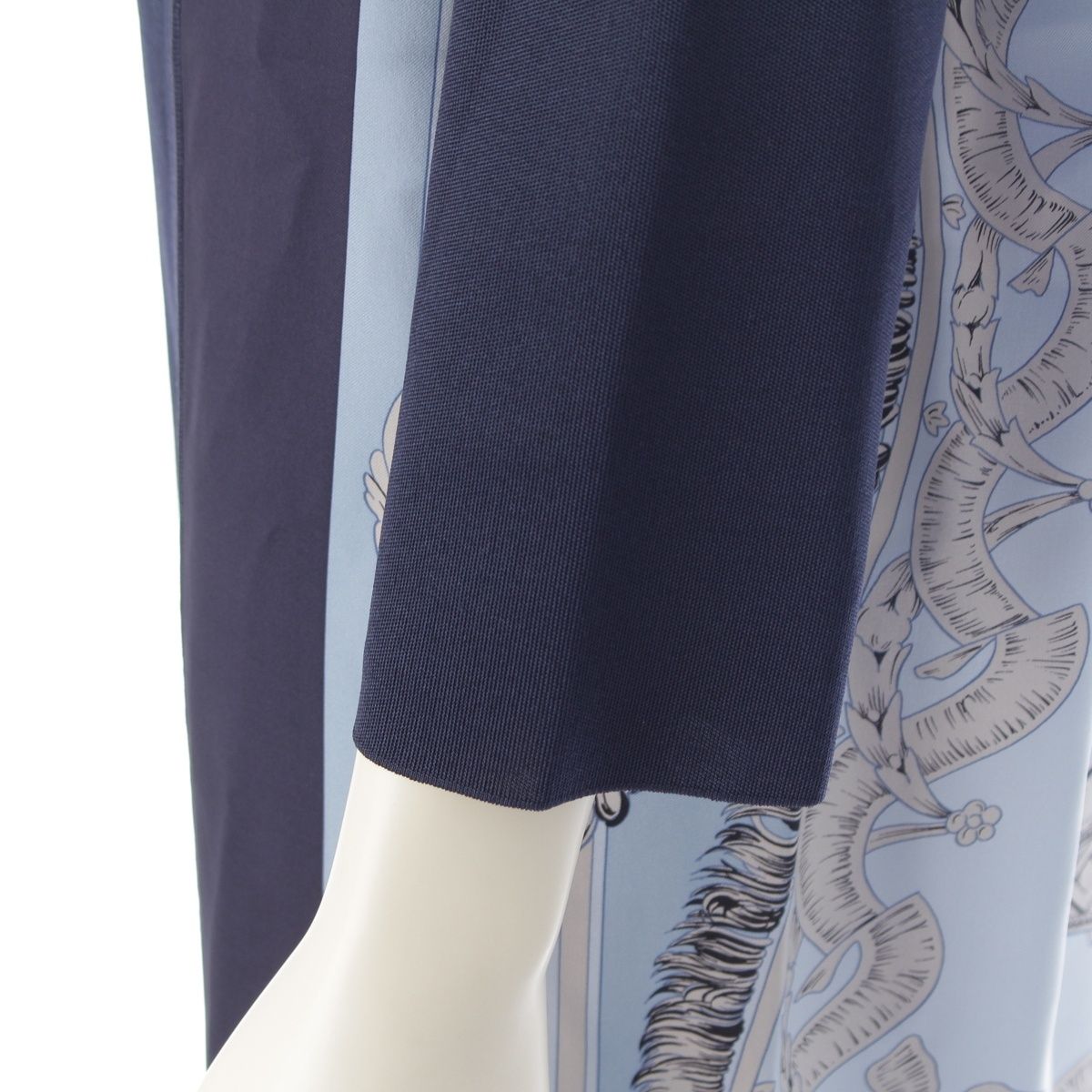 Hermes Bride de Cour Silk Twill Lane Long Sleeve Dress Navy 40 — view 7
